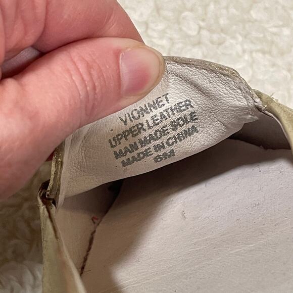 Jeffrey Campbell RARE Vionnet White Gold Pointy Toe Flats Metallic Leather 6 - Picture 4 of 8